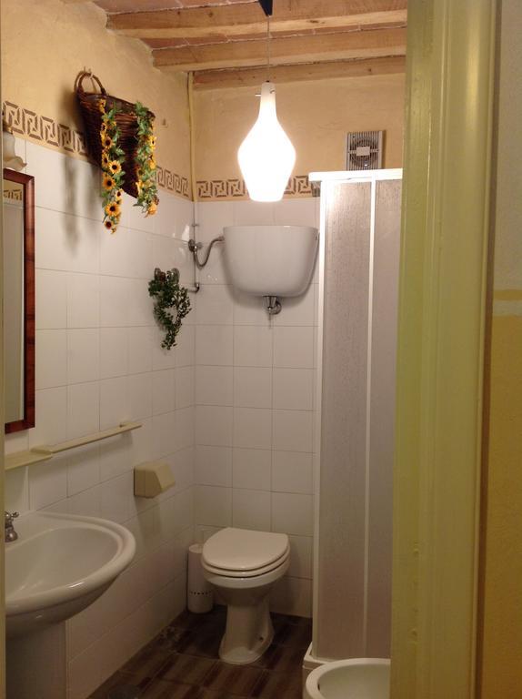 Montisi La Romita Ospitalita Rurale Familiareヴィラ 部屋 写真