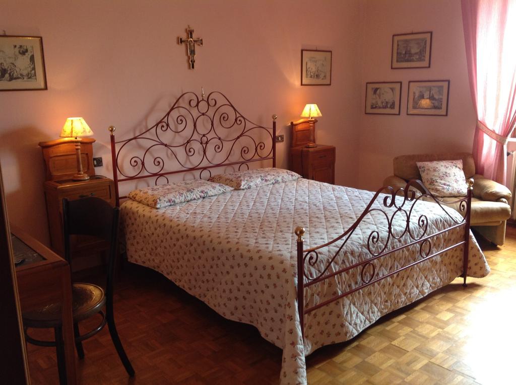 Montisi La Romita Ospitalita Rurale Familiareヴィラ 部屋 写真