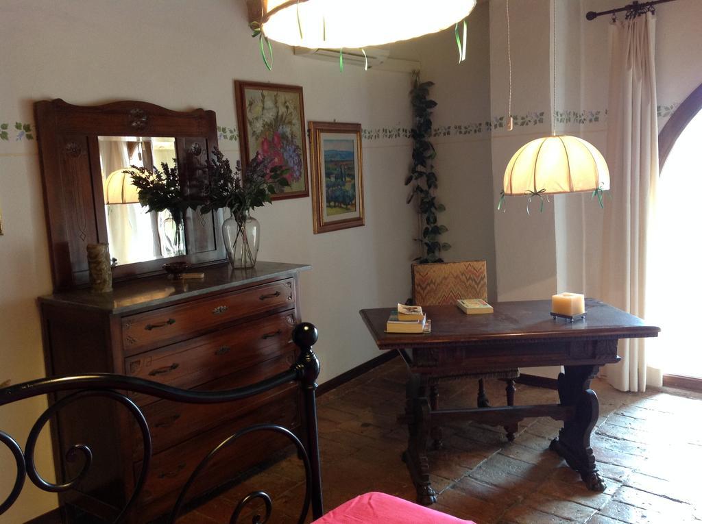 Montisi La Romita Ospitalita Rurale Familiareヴィラ 部屋 写真