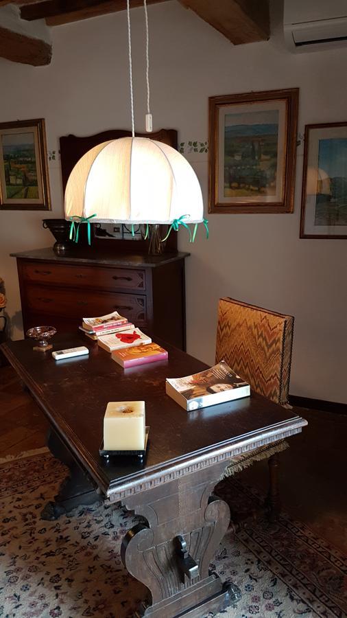 Montisi La Romita Ospitalita Rurale Familiareヴィラ エクステリア 写真
